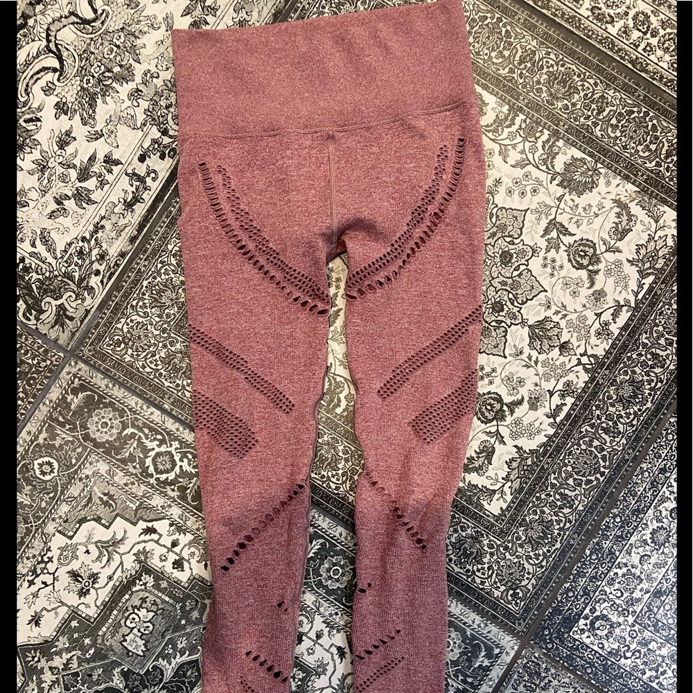 ALO leggings size medium